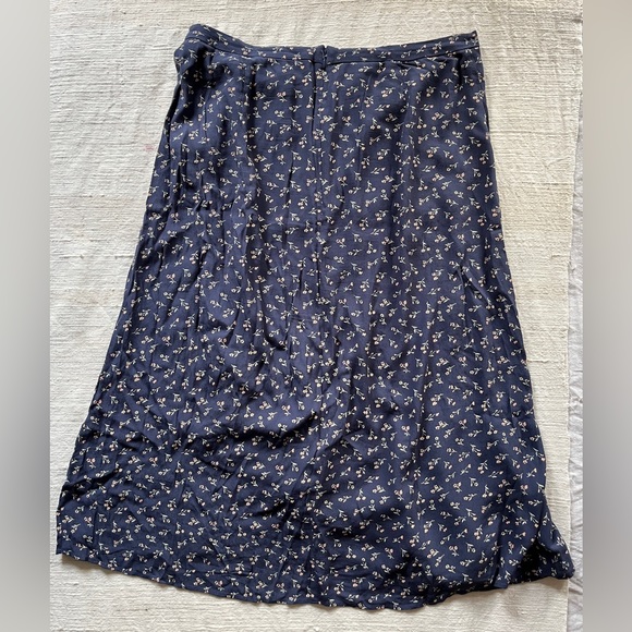 MADEWELL// Ruffle-Wrap Midi Skirt with Spring Fling - Picture 2 of 12